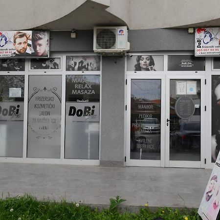 Dobi Apartmani Wing Jagodina Exteriör bild