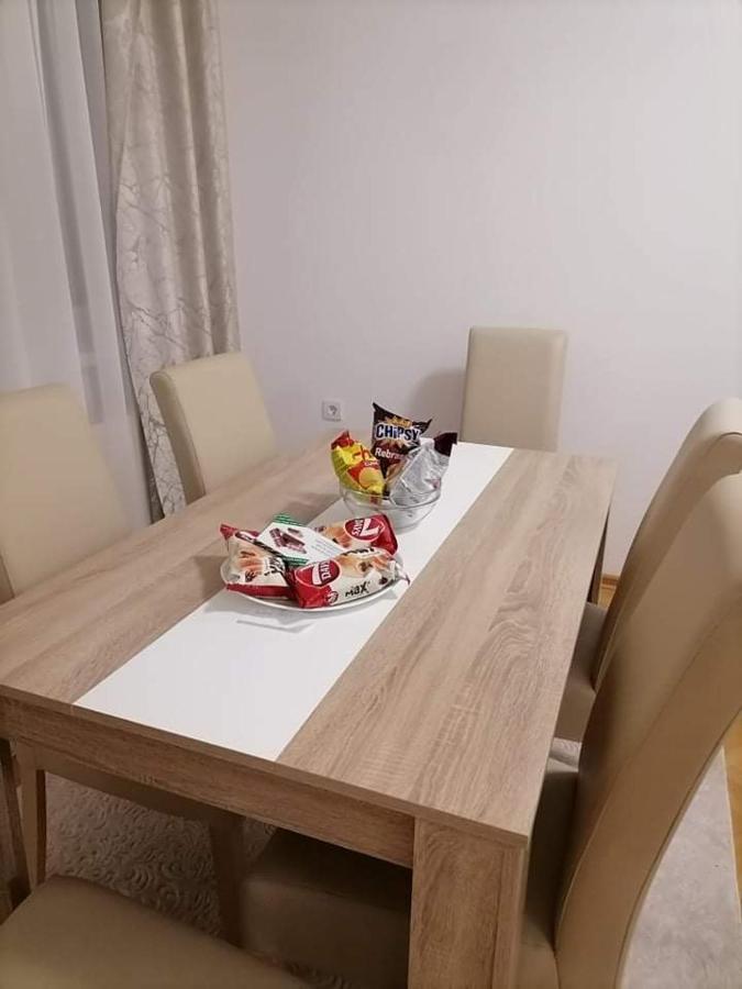 Dobi Apartmani Wing Jagodina Exteriör bild