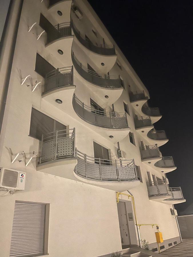 Dobi Apartmani Wing Jagodina Exteriör bild