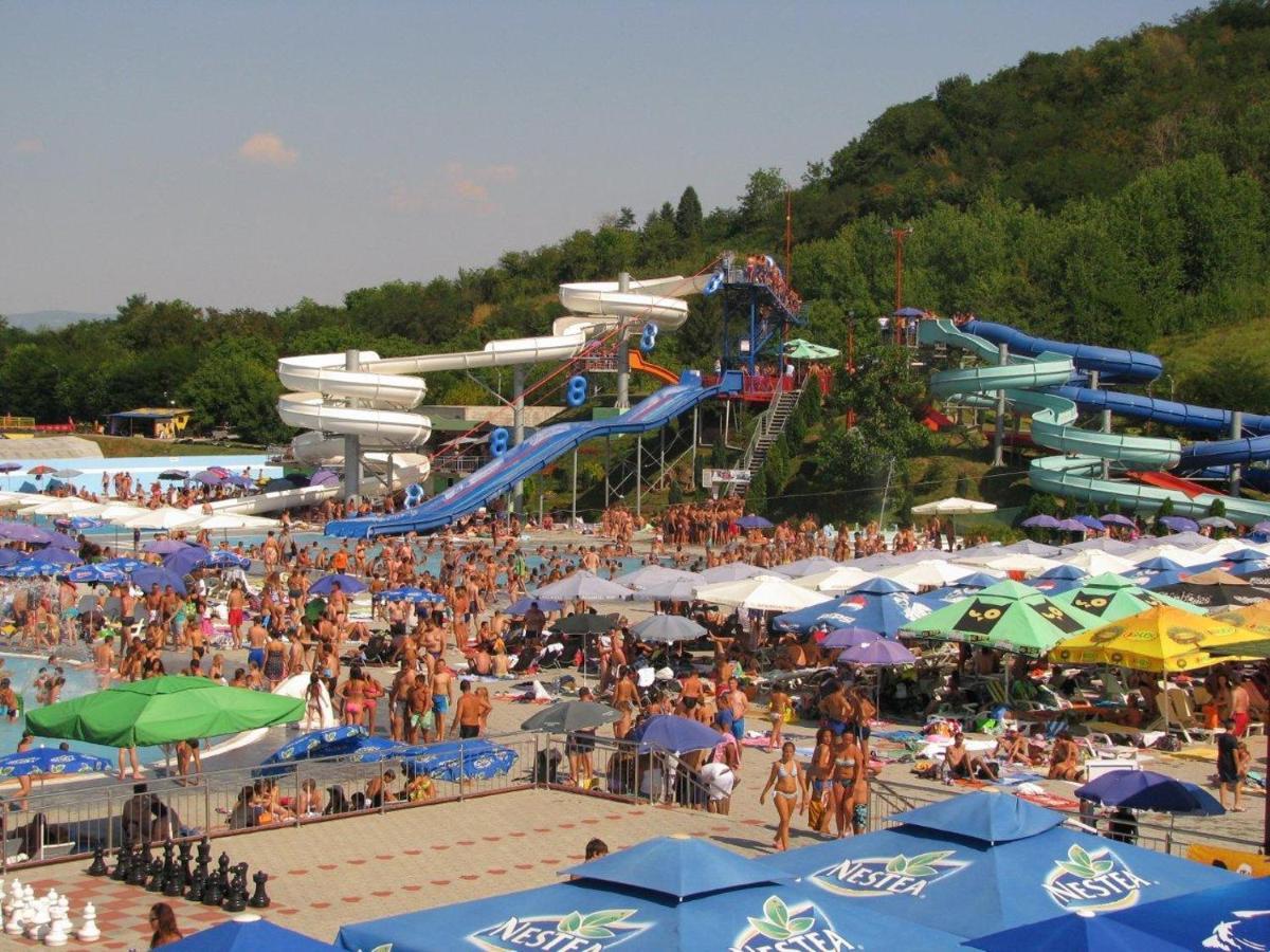 Dobi Apartmani Wing Jagodina Exteriör bild